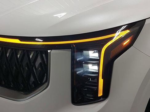 New 2026 Kia Carnival LXS image 33