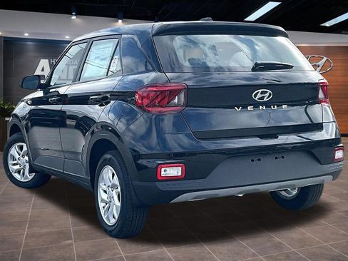 Certified 2026 Hyundai Venue SEL FWD image 4