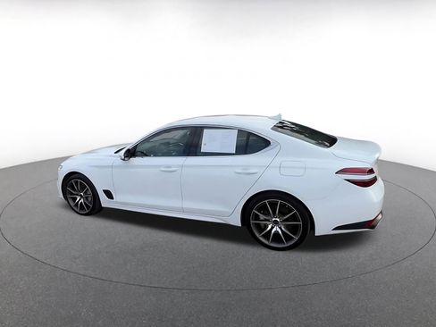Used 2025 Genesis G70 2.5T image 10