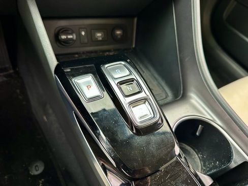 Used 2021 Hyundai Sonata SEL w/ Convenience Package image 28