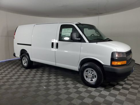 New 2026 Chevrolet Express 2500 w/ Driver Convenience Package RWD image 3