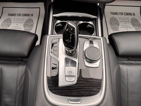 Used 2022 BMW 740i 740i Sedan 4D image 31