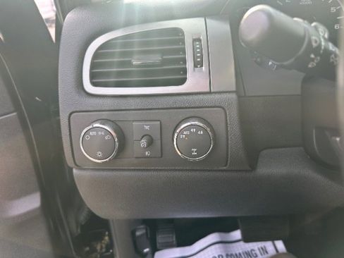 Used 2007 Chevrolet Avalanche LT w/ LT Preferred Equipment Group image 19