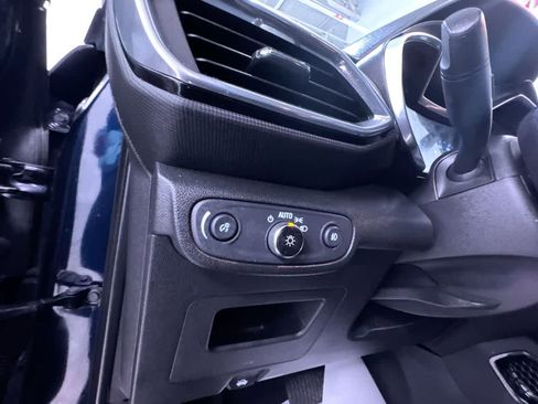 Used 2021 Chevrolet TrailBlazer LT w/ Convenience Package image 16