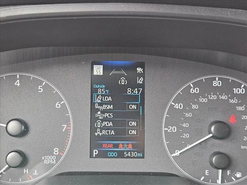 Used 2024 Toyota Corolla Cross LE w/ Moonroof Package FWD image 11