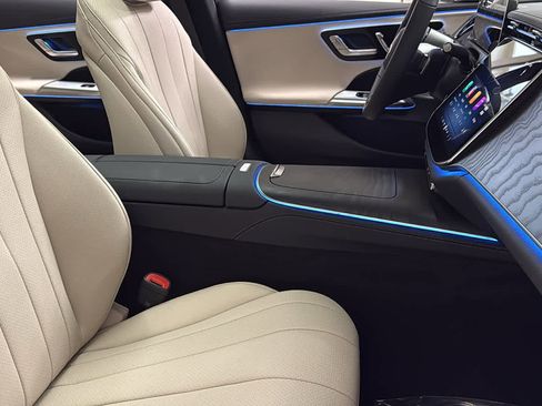 New 2026 Mercedes-Benz E 350 4MATIC Sedan image 35