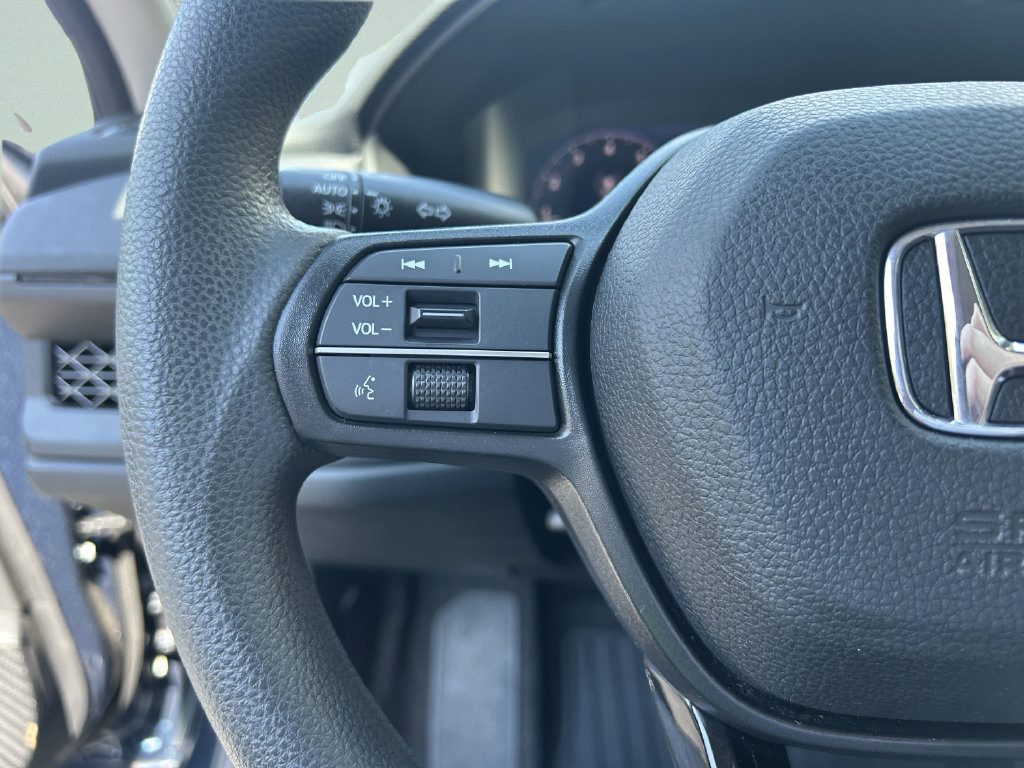 Used 2023 Honda Accord EX image 30