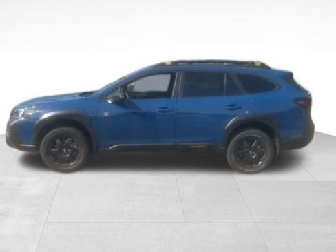 Used 2025 Subaru Outback Wilderness w/ Wilderness Package AWD/4WD image 3