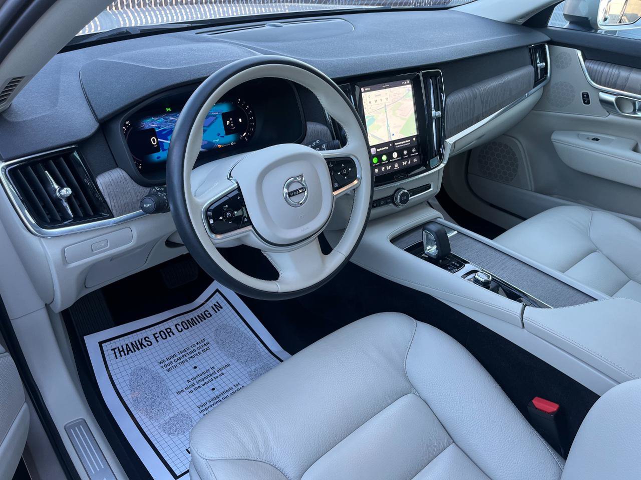 Used 2024 Volvo V90 B6 Cross Country Plus w/ Climate Package AWD/4WD image 10