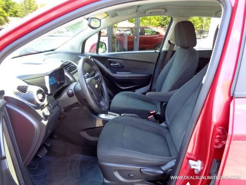 Used 2015 Chevrolet Trax LS FWD image 8