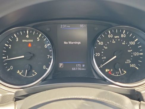 Certified 2020 Nissan Rogue Sport SV FWD image 27