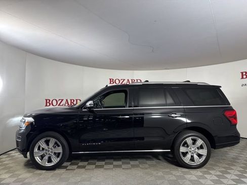 Used 2023 Ford Expedition Platinum image 5
