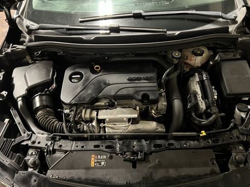 Used 2019 Chevrolet Cruze LT w/ LT Fleet Convenience Package image 40