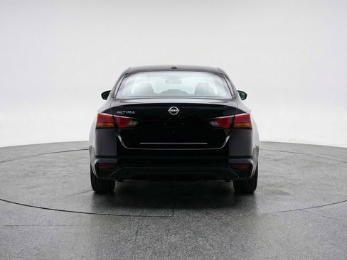 Used 2025 Nissan Altima 2.5 SV image 7