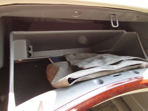 Used 2001 Volvo V70 2.4 image 40