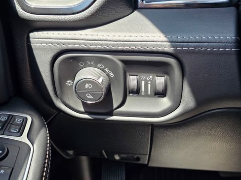 Certified 2023 RAM 2500 Limited AWD/4WD image 34