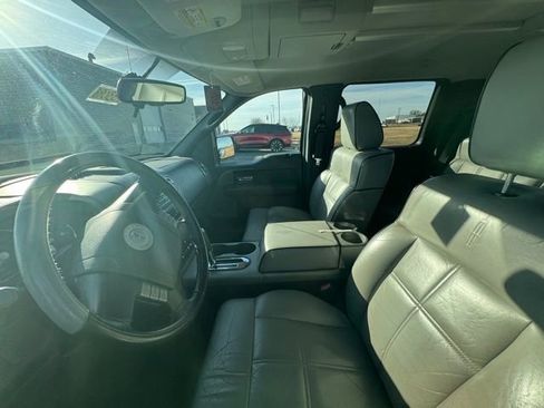 Used 2006 Lincoln Mark LT 4x4 image 4