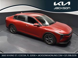 Certified 2025 Kia K4 LXS image 1