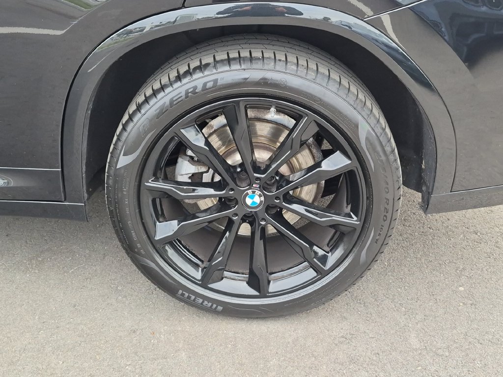 Certified 2025 BMW X4 xDrive30i w/ Premium Package AWD/4WD image 31