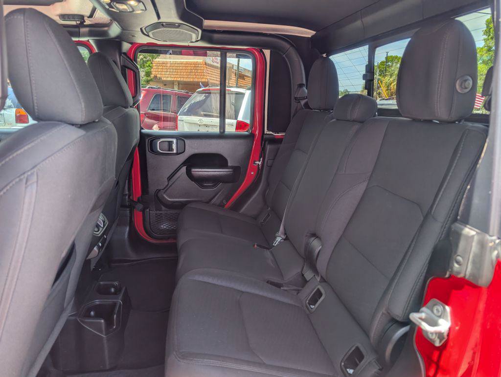 Used 2021 Jeep Gladiator Sport AWD/4WD image 10