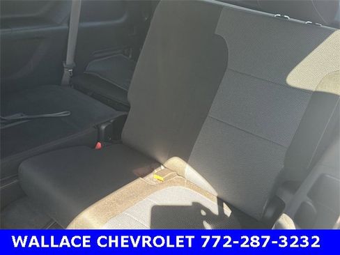 Certified 2021 Chevrolet Traverse LT image 12