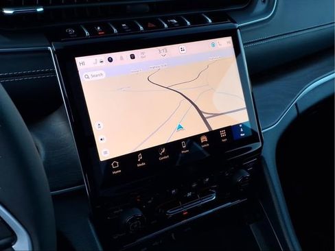 New 2025 Jeep Grand Cherokee L Limited image 19