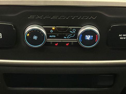 Used 2024 Ford Expedition Max Limited AWD/4WD image 42