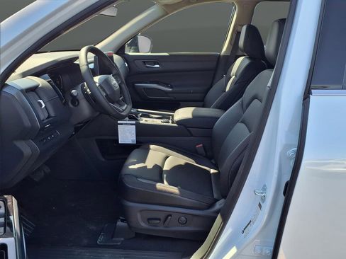 New 2026 Nissan Pathfinder SL AWD/4WD image 11