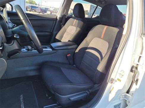 Used 2024 Nissan Sentra SR image 5