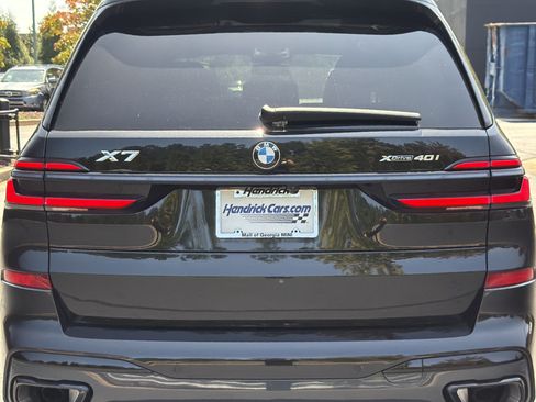 Used 2025 BMW X7 xDrive40i w/ M Sport Package AWD/4WD image 24