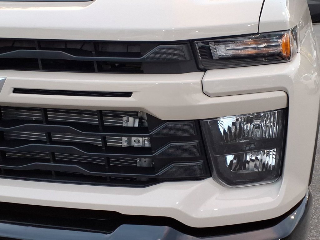 New 2026 Chevrolet Silverado 2500 Custom w/ Custom Value Package AWD/4WD image 8