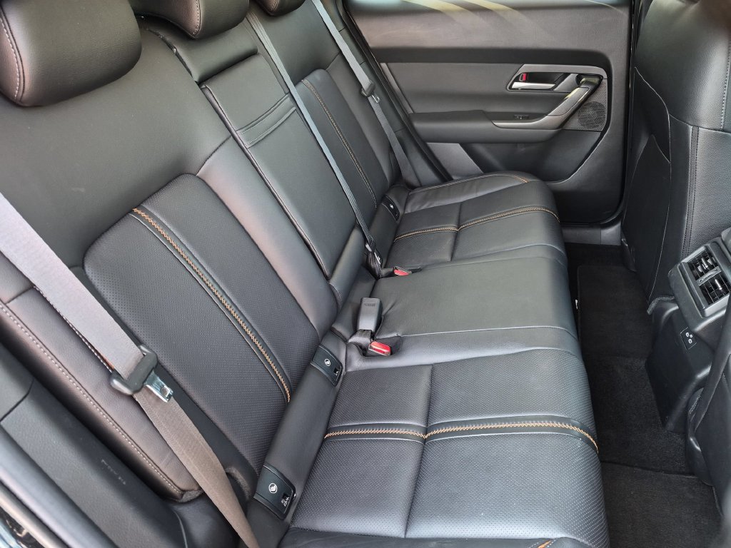 Used 2025 MAZDA CX-50 AWD 2.5 Hybrid w/ Premium Pkg image 30