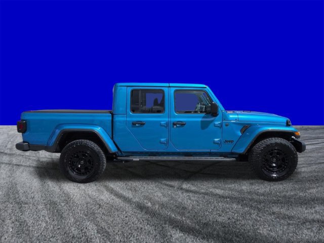 Used 2025 Jeep Gladiator Sport AWD/4WD image 3