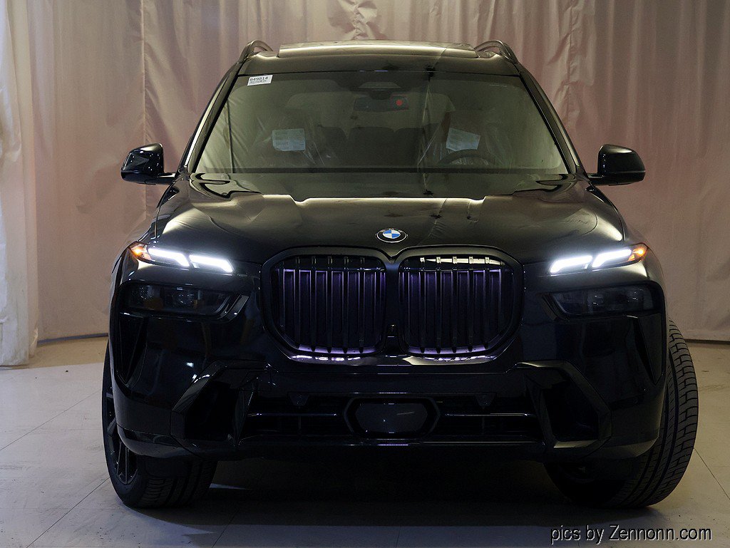 Used 2027 BMW X7 xDrive40i w/ M Sport Package AWD/4WD image 5