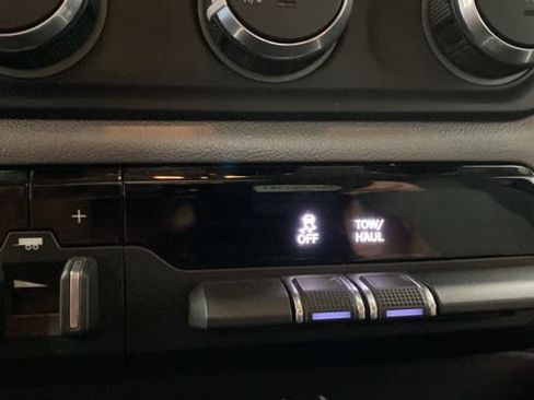 Used 2019 RAM 2500 Big Horn w/ Towing Technology Group AWD/4WD image 28