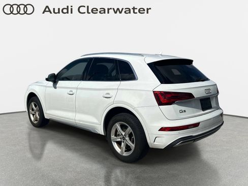 Used 2023 Audi Q5 2.0T Premium w/ Convenience Package AWD/4WD image 2