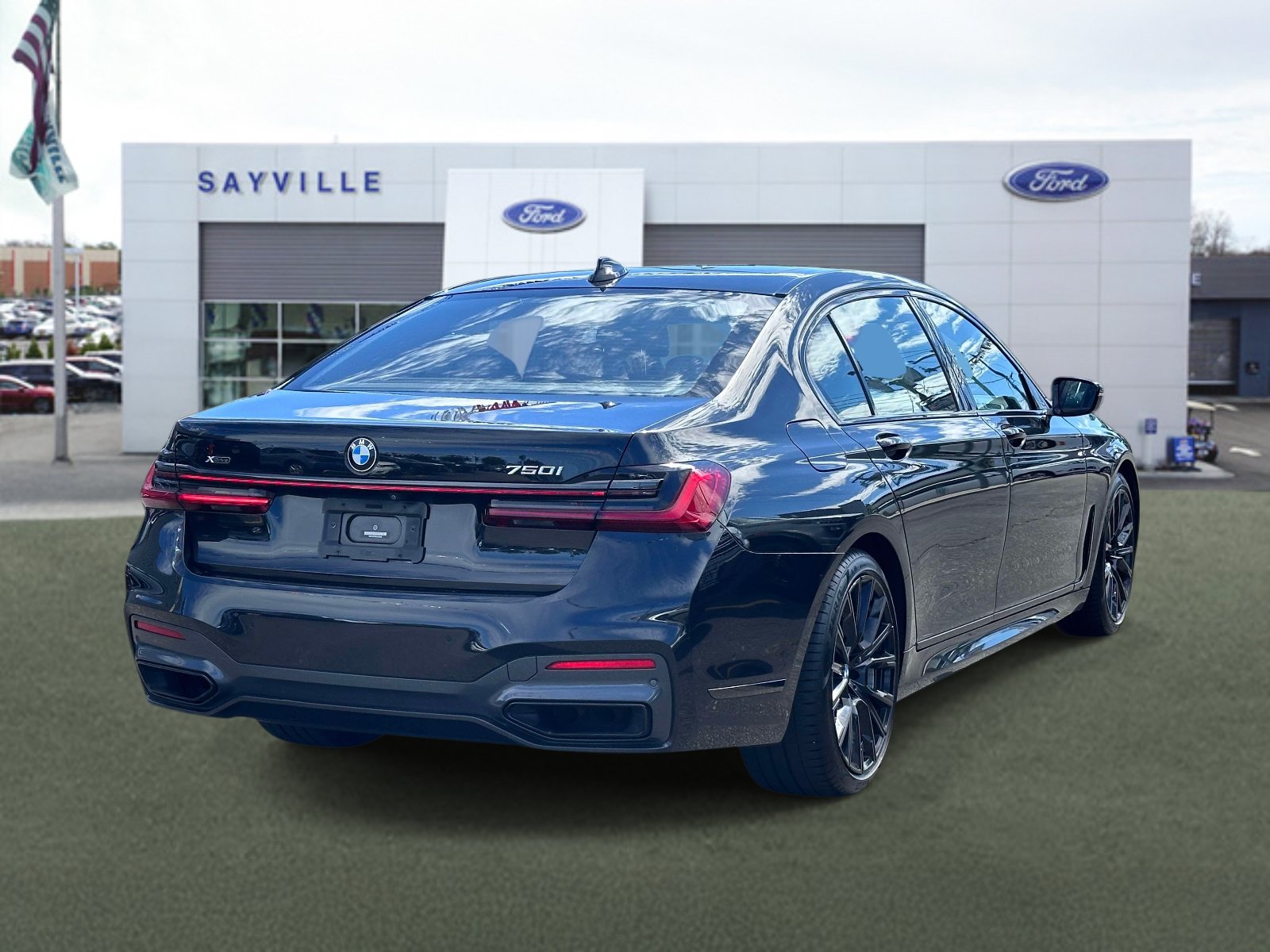 Used 2022 BMW 750i xDrive w/ M Sport Package AWD/4WD image 5