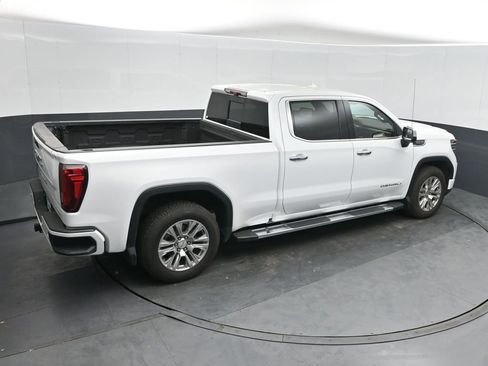 Used 2023 GMC Sierra 1500 Denali w/ Technology Package AWD/4WD image 30