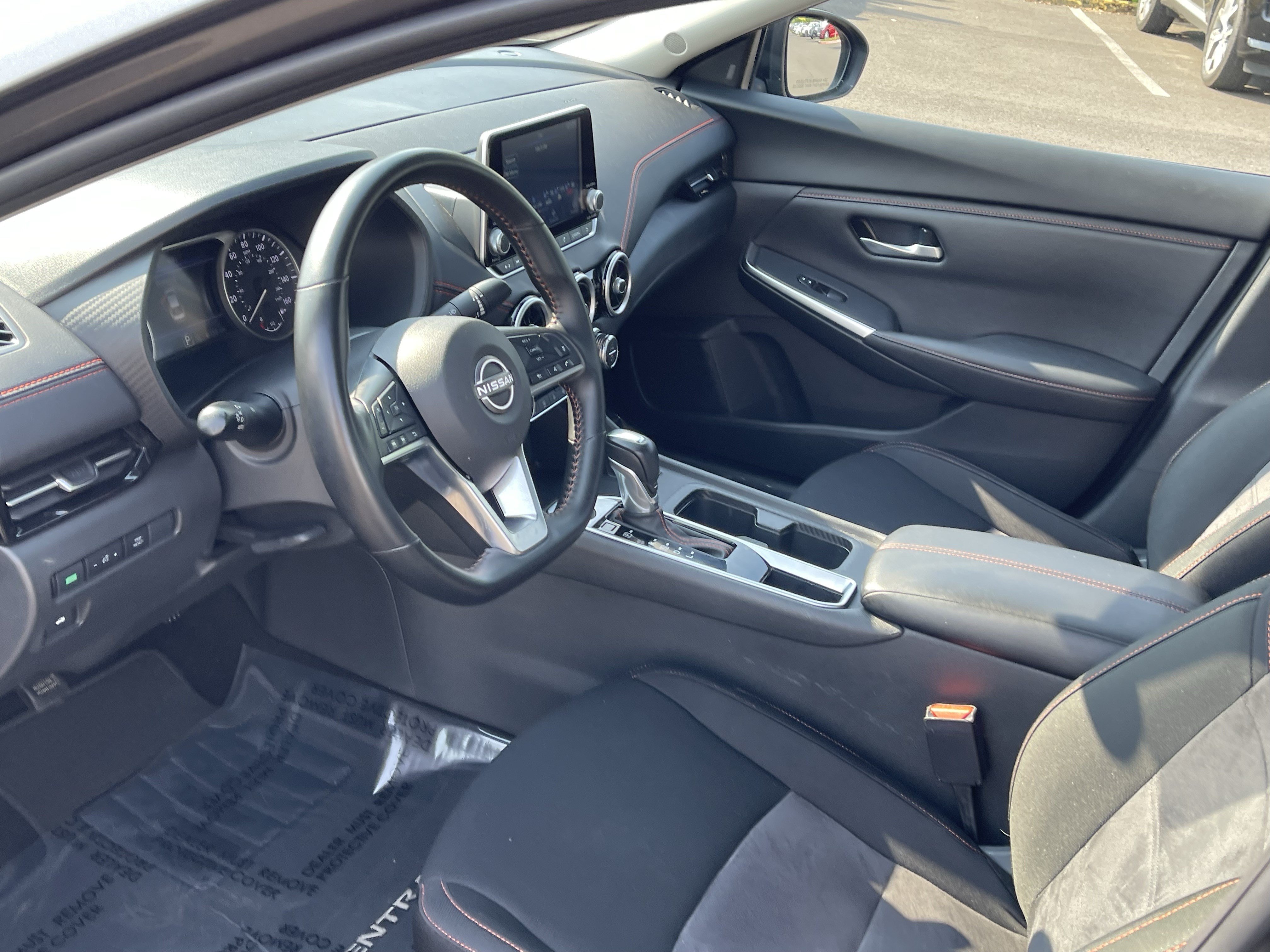 Used 2025 Nissan Sentra SR FWD image 10