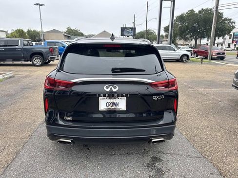 Used 2019 INFINITI QX50 Luxe w/ Navigation Package FWD image 8