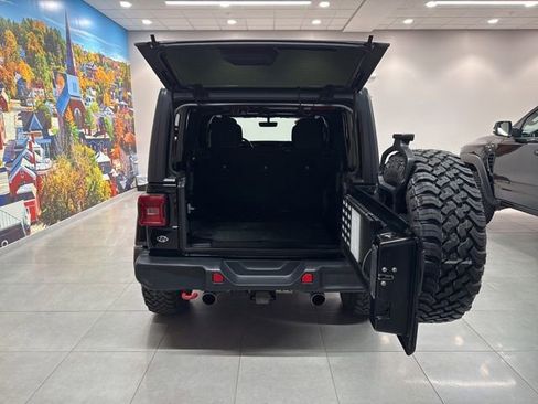 Used 2018 Jeep Wrangler Unlimited Rubicon image 43