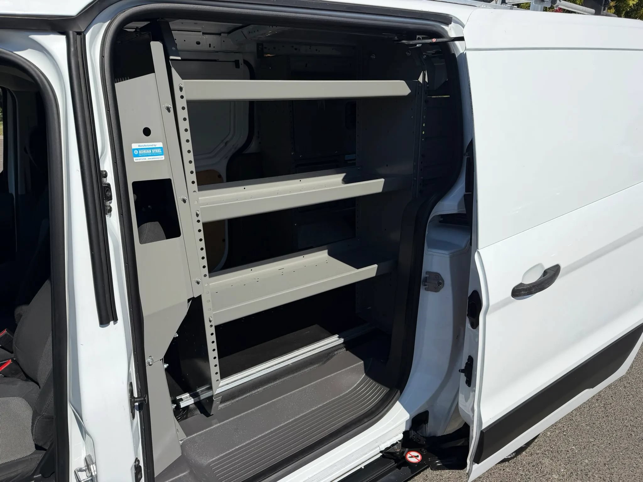 Used 2019 Ford Transit Connect XL FWD image 11
