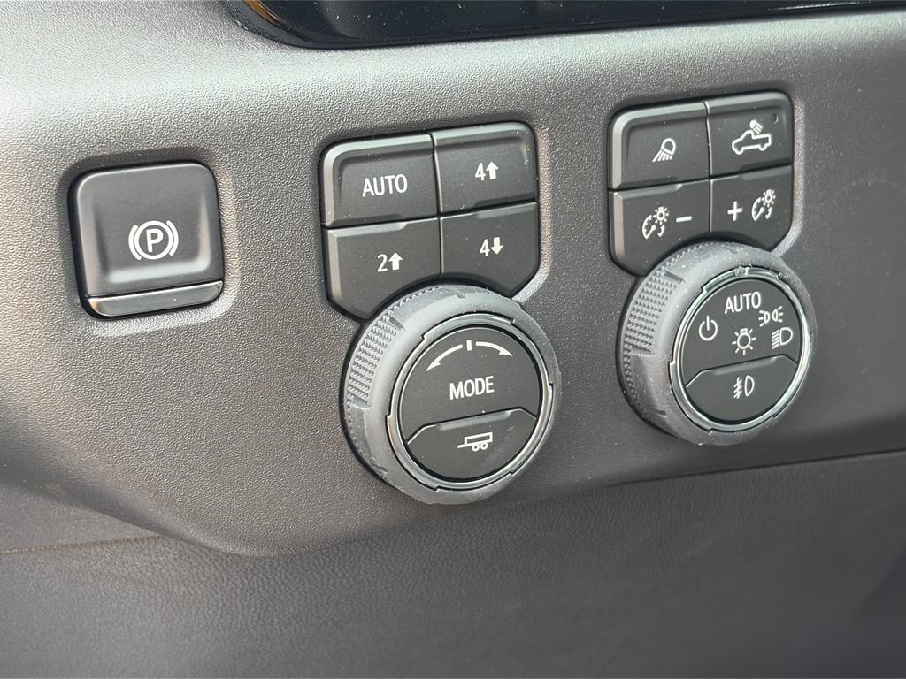 New 2026 Chevrolet Silverado 1500 RST w/ RST All Star Premium Package AWD/4WD image 17