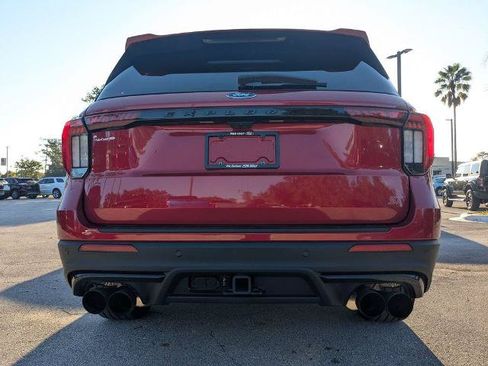 Certified 2025 Ford Explorer ST RWD image 5