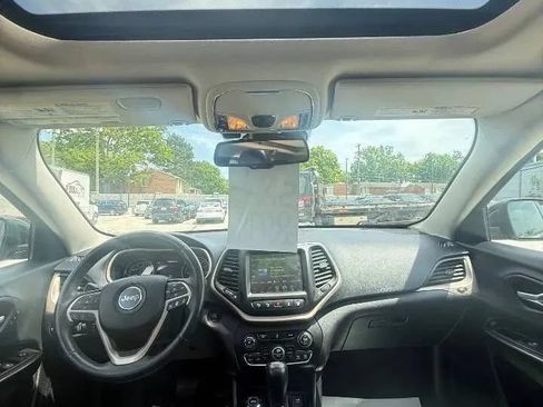 Used 2014 Jeep Cherokee Limited w/ Technology Group AWD/4WD image 14