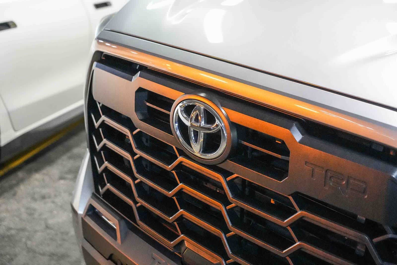Used 2022 Toyota Tundra SR5 w/ TRD Sport Package AWD/4WD image 3