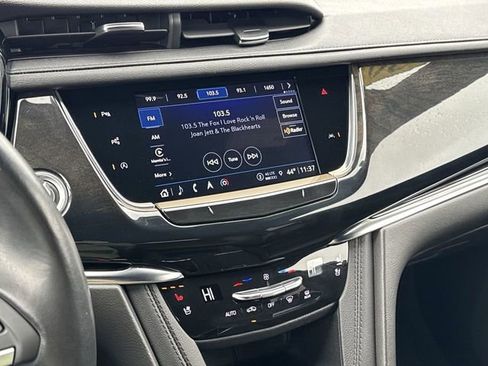 Certified 2023 Cadillac XT6 Premium Luxury w/ Technology Package AWD/4WD image 18