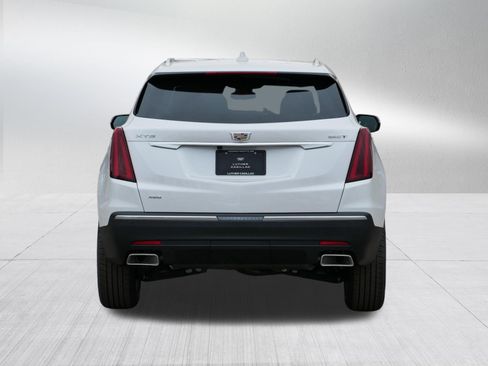 Used 2026 Cadillac XT5 Luxury w/ LPO, Floor Liner Package AWD/4WD image 6