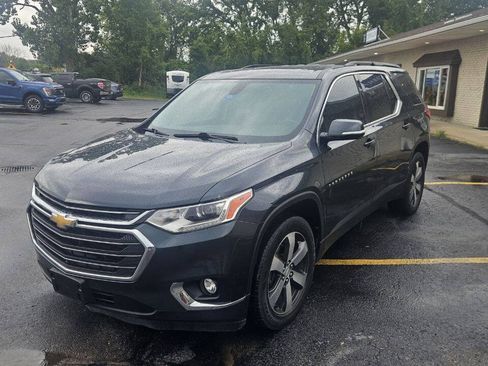 Used 2019 Chevrolet Traverse LT w/ LT Premium Package AWD/4WD image 8