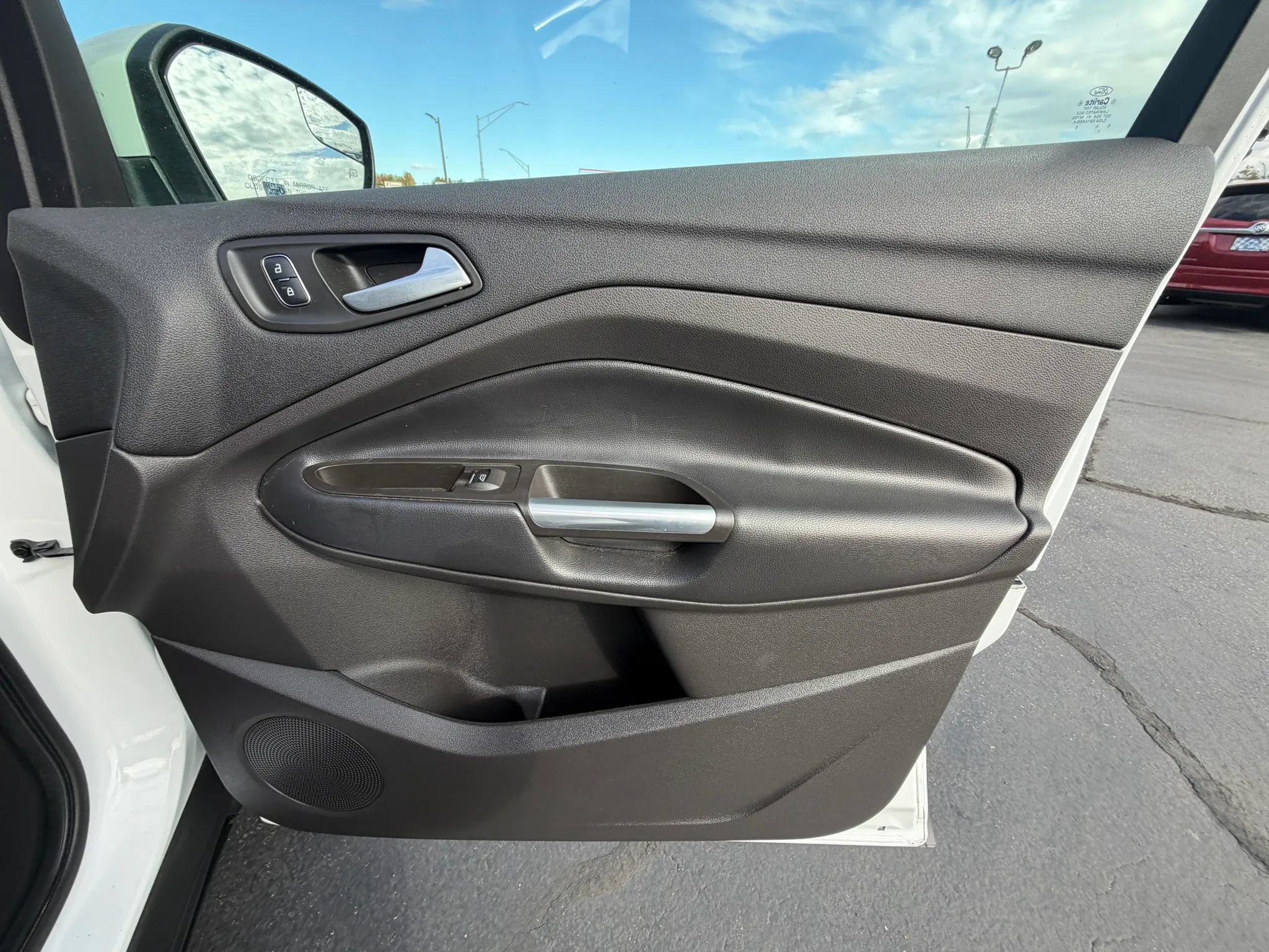 Used 2019 Ford Escape SEL AWD/4WD image 15